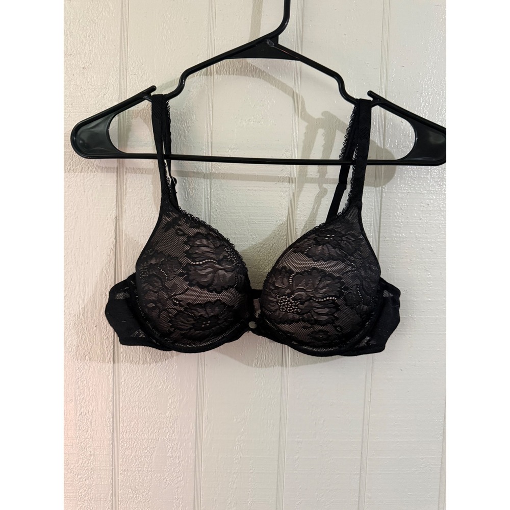 Victorias Secret Body by Victoria Black Lace Push Up Bra 36B